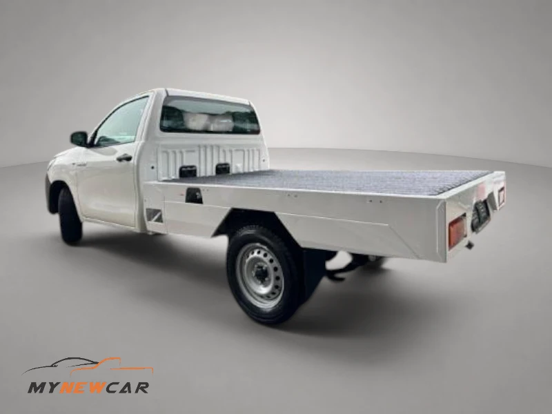 Toyota Hilux 2.4GD-6 Single Cab 4×2 Flat Deck Manual