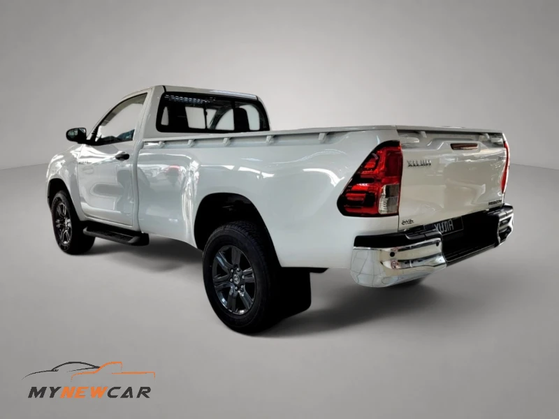 Toyota Hilux 2.4GD-6 Single Cab 4×2 Raider Manual