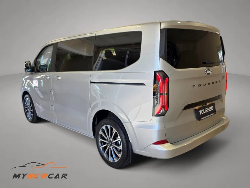 Ford Tourneo Custom 2.0SiT Titanium X SWB Auto